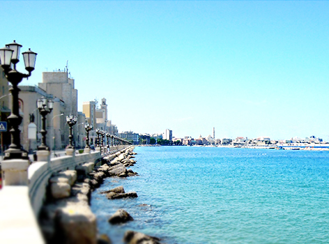 Voir visiter le front de mer de Bari