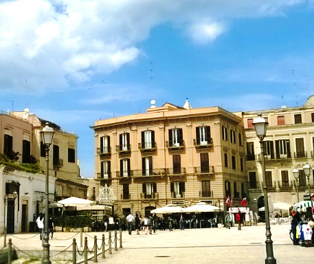 Piazza del Ferrarese, vieille ville de Bari