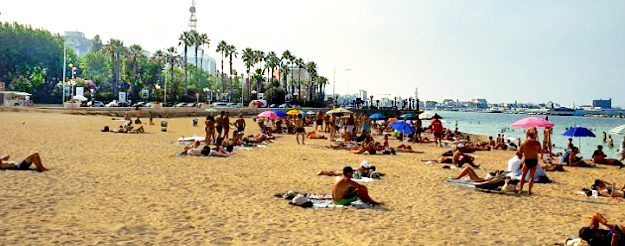  La famosa spiaggia in città: Pane e pomodoro