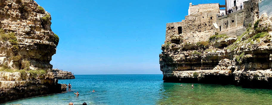 Playas calas Polignano Puglia