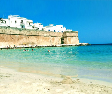 Monopoli Puglia 5 vele Legambiente