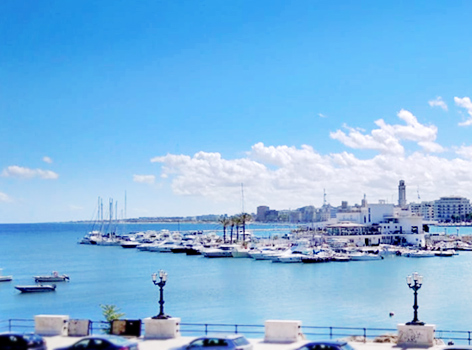 Point de vue sur le front de mer de Bari