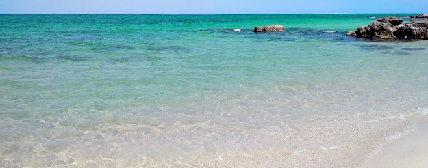  Mała plaża w Torre a Mare