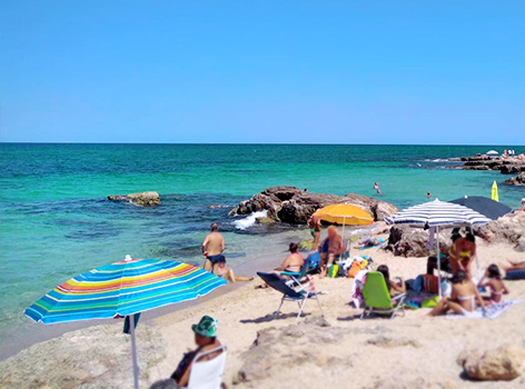 Strand in der Nähe von Torre a Mare Bari