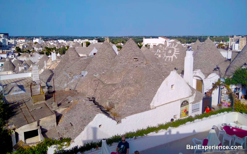 Besuchen Sie Alberobello Apulien