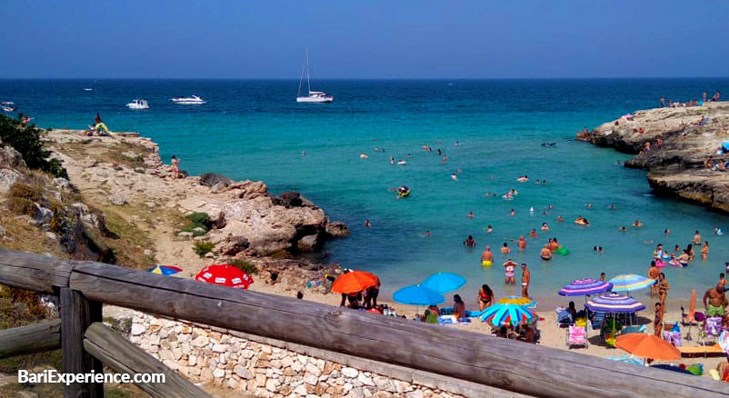 Porto Rosso morze Monopoli Apulia