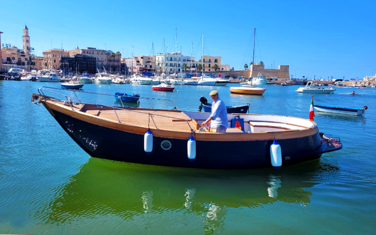 Tour in barca Bari con aperitivo