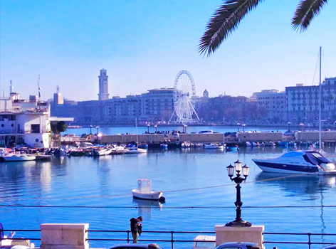 Ferris wheel Bari Puglia