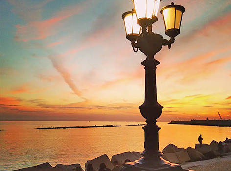 Where to watch the sunrise in Bari in Puglia