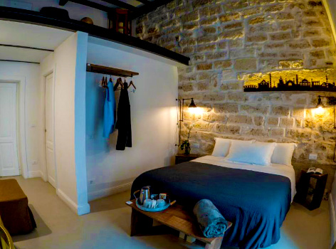 Murex bed breakfast in old Bari