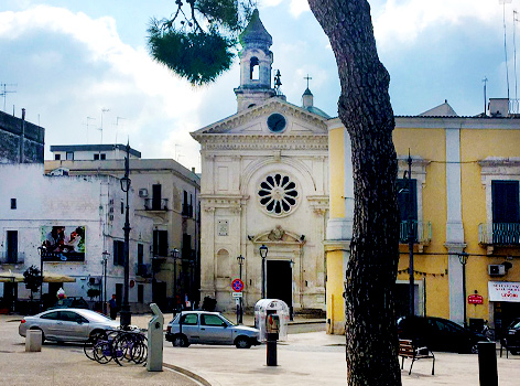 What to see in the historic center of Mola di Bari