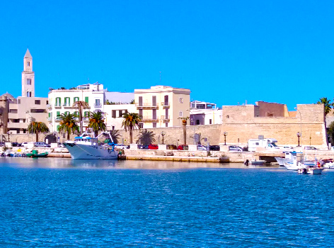 Paseo en barco con aperitivo de Apulia.