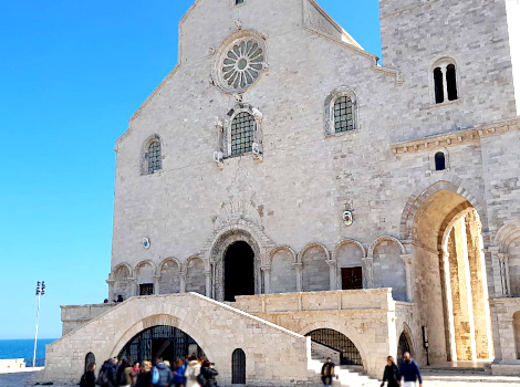 Bezoek de kathedraal van Trani