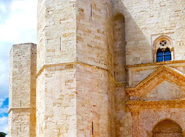 Visitare Castel del Monte Puglia