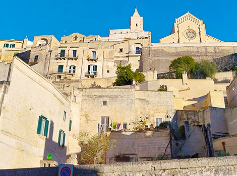 From Bari to Matera Transport Auto Train Bus train