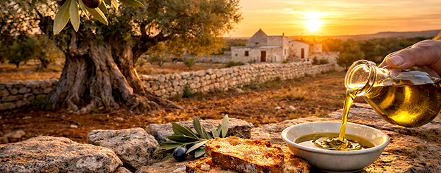 Olio pugliese prodotto tipico Bari Puglia